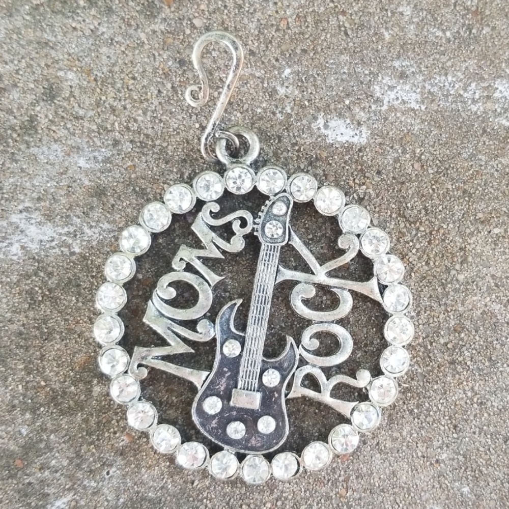 Mothers Rock Pendant